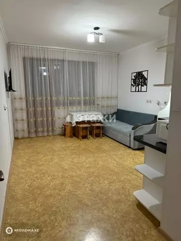 50 м², 2-комнатная квартира, этаж 1 из 17, 50 м², на длительный срок, изображение - 7