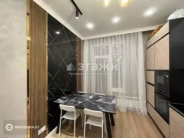 3-комнатная квартира, этаж 1 из 9, 88 м²