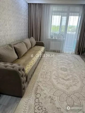 3-комнатная квартира, этаж 2 из 10, 71 м²