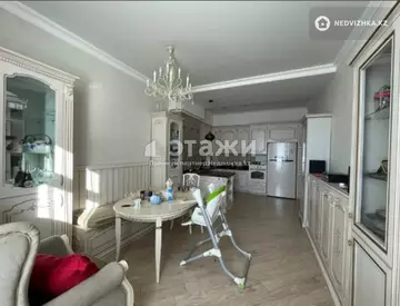 4-комнатная квартира, этаж 12 из 15, 164 м²