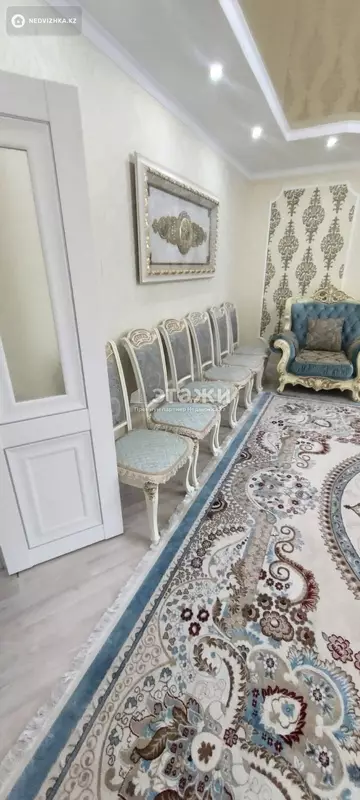 3-комнатная квартира, этаж 4 из 12, 107 м²