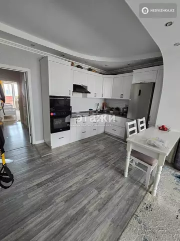 2-комнатная квартира, этаж 16 из 22, 70 м²