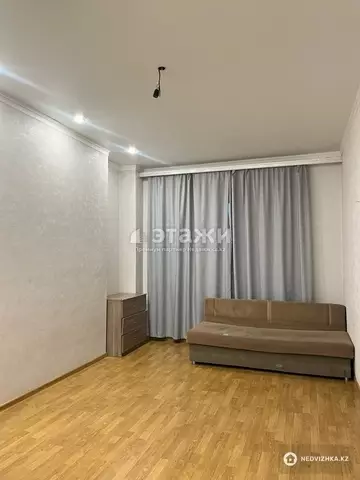 1-комнатная квартира, этаж 1 из 15, 36 м²