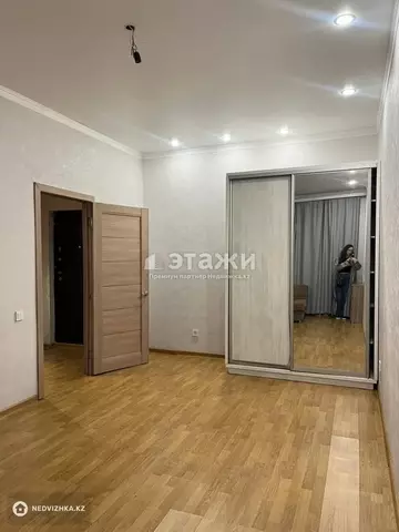 1-комнатная квартира, этаж 1 из 15, 36 м²