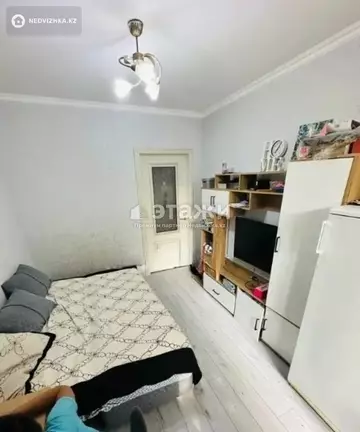 2-комнатная квартира, этаж 3 из 5, 51 м²