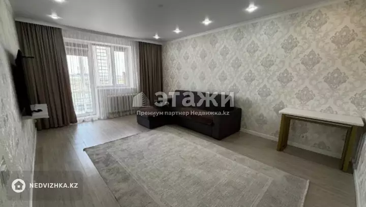 82.8 м², 3-комнатная квартира, этаж 3 из 9, 83 м², изображение - 1