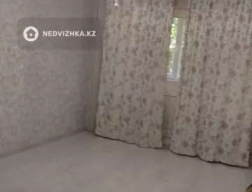 3-комнатная квартира, этаж 2 из 5, 60 м²