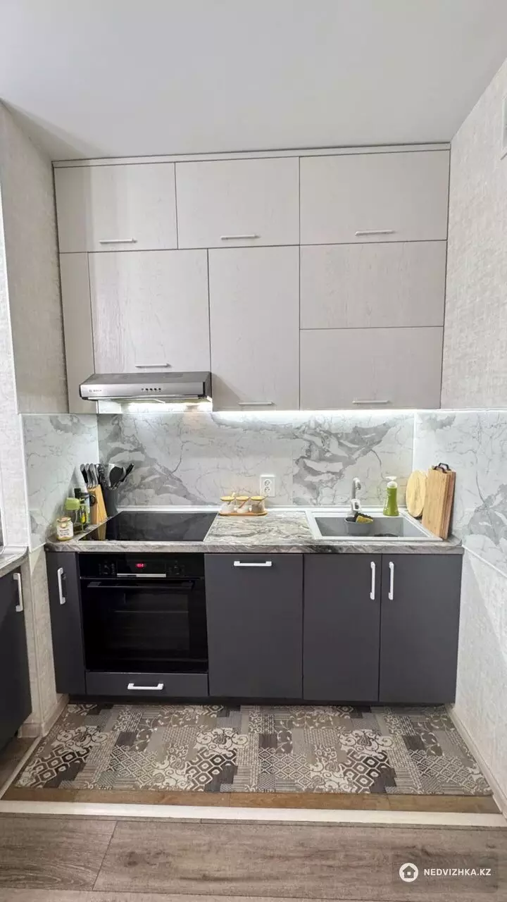 64 м², 3-комнатная квартира, этаж 6 из 12, 64 м², изображение - 1