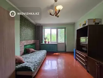2-комнатная квартира, этаж 2 из 3, 63 м²
