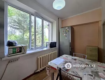 2-комнатная квартира, этаж 2 из 3, 63 м²