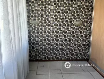 60 м², 4-комнатная квартира, этаж 5 из 5, 60 м², изображение - 3