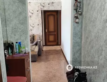 3-комнатная квартира, этаж 2 из 5, 58 м²