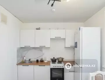 2-комнатная квартира, этаж 8 из 12, 57 м²