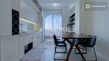 3-комнатная квартира, этаж 12 из 13, 74 м²