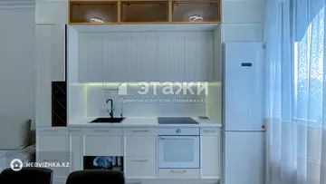 3-комнатная квартира, этаж 12 из 13, 74 м²