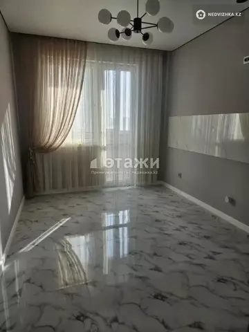 2-комнатная квартира, этаж 8 из 12, 58 м²