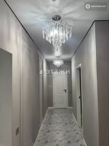 2-комнатная квартира, этаж 8 из 12, 58 м²