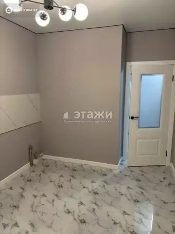 2-комнатная квартира, этаж 8 из 12, 58 м²