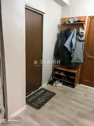 2-комнатная квартира, этаж 4 из 5, 40 м²