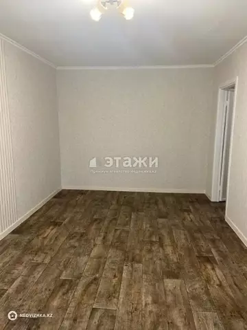 1-комнатная квартира, этаж 3 из 4, 33 м²
