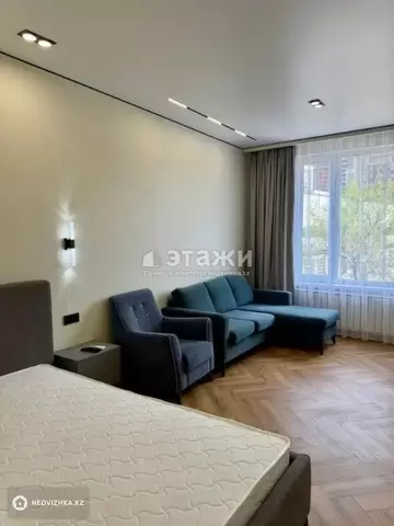 1-комнатная квартира, этаж 3 из 12, 46 м²