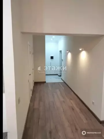 2-комнатная квартира, этаж 20 из 20, 60 м²