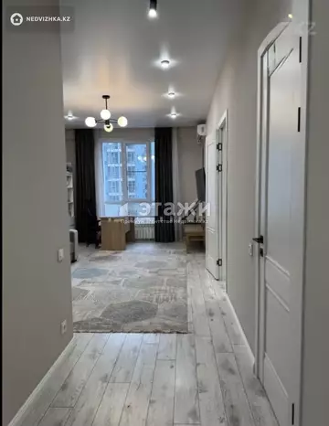 2-комнатная квартира, этаж 15 из 18, 56 м²