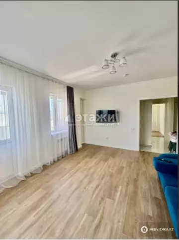 3-комнатная квартира, этаж 10 из 12, 75 м²