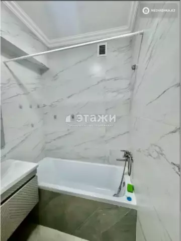 3-комнатная квартира, этаж 10 из 12, 75 м²