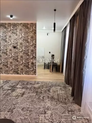 1-комнатная квартира, этаж 4 из 13, 38 м²