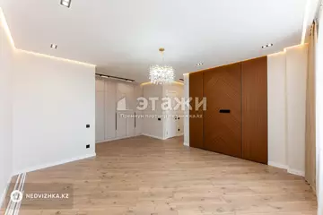 3-комнатная квартира, этаж 20 из 23, 90 м²