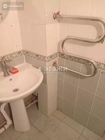 2-комнатная квартира, этаж 2 из 10, 62 м²