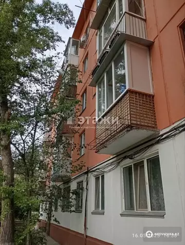 3-комнатная квартира, этаж 3 из 5, 55 м²