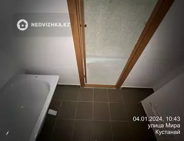 3-комнатная квартира, этаж 4 из 4, 81 м²