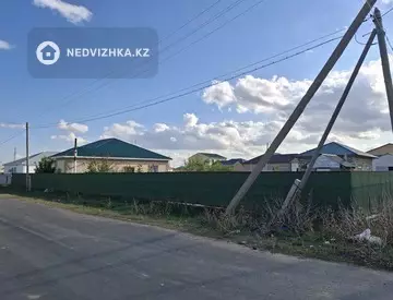 4-комнатный дом, 10 соток, 102 м²