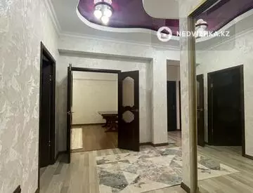 2-комнатная квартира, этаж 6 из 8, 81 м²