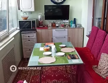 4-комнатная квартира, этаж 2 из 5, 78 м²