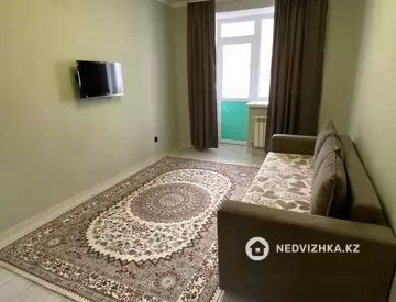 1-комнатная квартира, этаж 5 из 9, 38 м²
