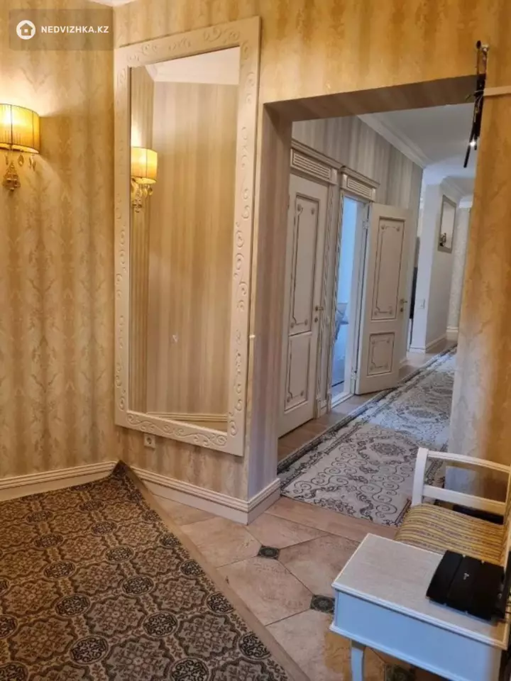 209 м², 5-комнатная квартира, этаж 17 из 18, 209 м², изображение - 1