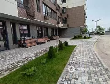 2-комнатная квартира, этаж 4 из 6, 50 м²