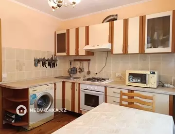 3-комнатная квартира, этаж 3 из 4, 76 м²