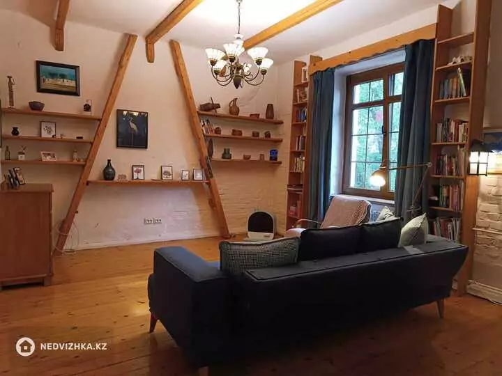 74 м², 2-комнатная квартира, этаж 2 из 3, 74 м², изображение - 1