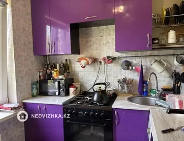 2-комнатная квартира, этаж 3 из 4, 43 м²