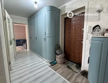 2-комнатная квартира, этаж 7 из 10, 67 м²
