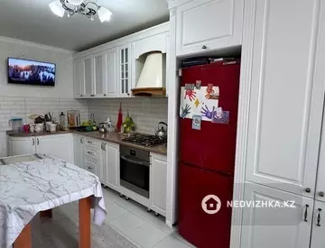 2-комнатная квартира, этаж 7 из 10, 67 м²