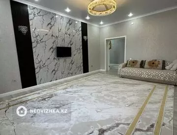 2-комнатная квартира, этаж 5 из 5, 84 м²