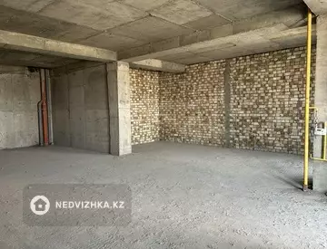 3-комнатная квартира, этаж 8 из 10, 100 м²