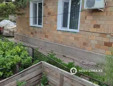 3-комнатный дом, 12 соток, 61 м²