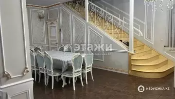 6-комнатный дом, 8 соток, 281 м²