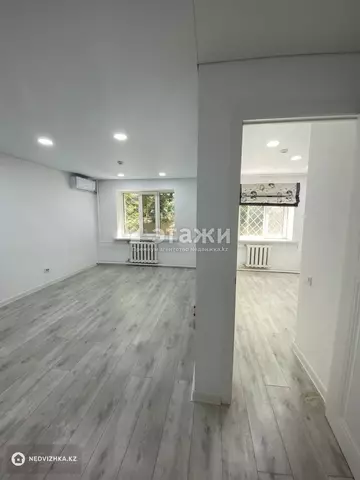Офисное помещение, этаж 1 из 4, 45 м²